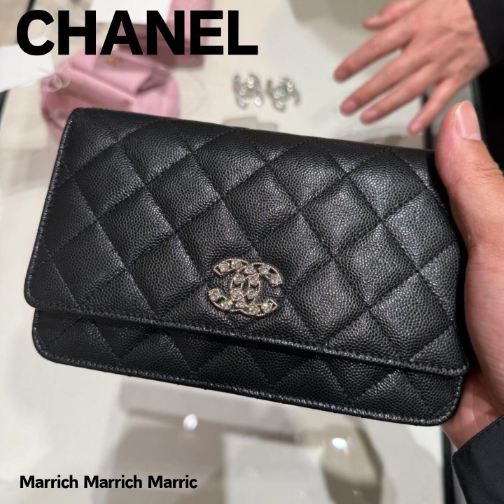 CHANEL《限定ロゴがお洒落》シャネル ショルダーバッグ