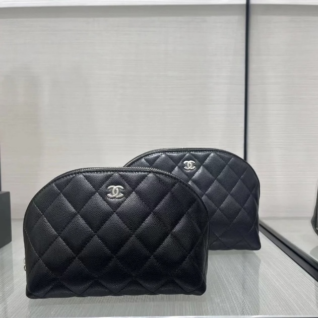 【可愛く収納力抜群♪】CHANEL マトラッセ ポーチ 収納力抜群☆》CHANEL シャネル マトラッセ ポーチ