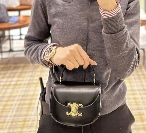 【現地価格】CELINE BESACE（セリーヌ）ミニブザストリオンフ