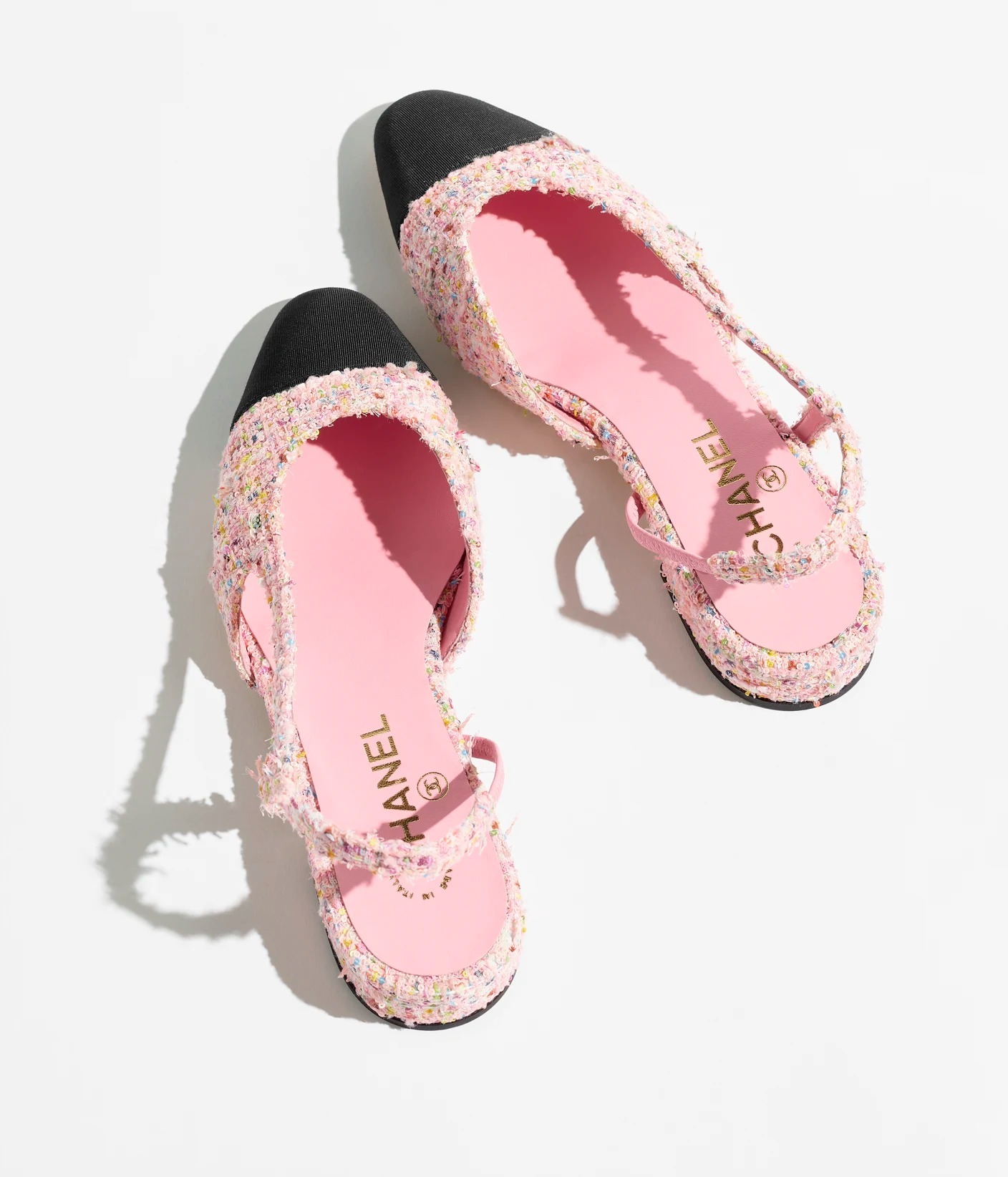 《オシャレを極める一品》CHANEL 25P スリングバック
