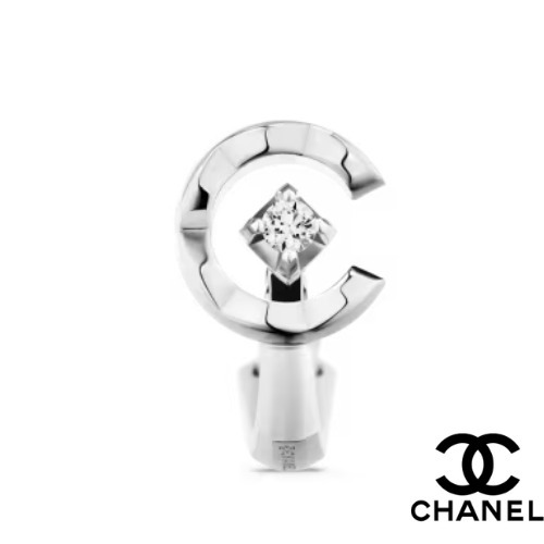 **新作**【CHANEL】シングルイヤリング ホワイトゴールド
