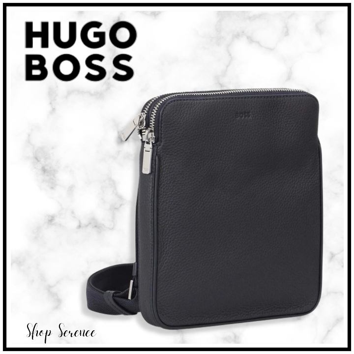 ☆関税込☆【BOSS】3コンパートメントレザーショルダーバッグ