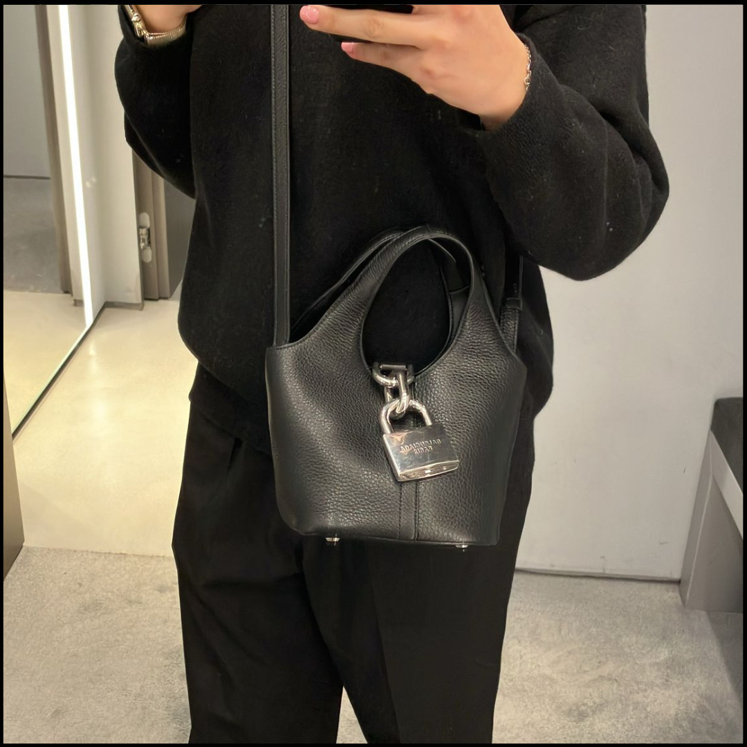 ◆SALE◆直営店◆【BALENCIAGA】Locker S ホーボーバッグ