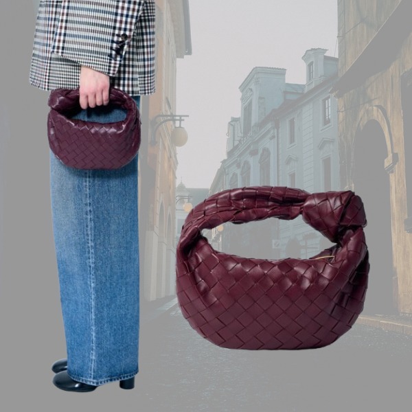【Bottega Veneta】ミニ ジョディ ハンドバッグ
