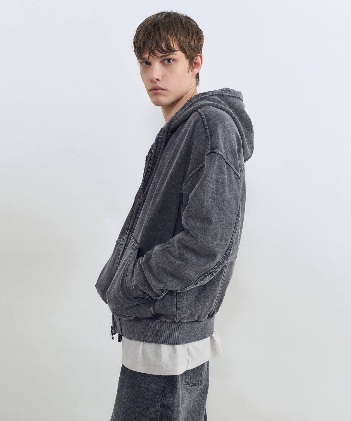 INSILENCE ■ Washed Damage Hooded Zip-Up フード / フーディ INSILENCE □ Washed Damage Hooded Zip-Up フード / フーディ