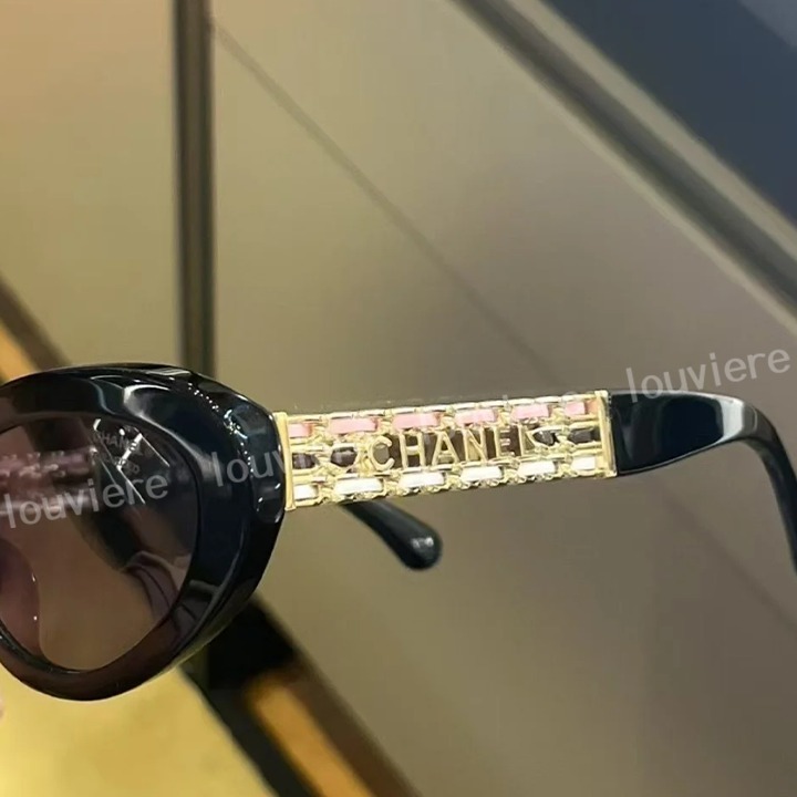 【ゴージャス♪】CHANEL キャッツアイ シェイプ アイウェア ゴージャス♪】CHANEL キャッツアイ シェイプ アイウェア
