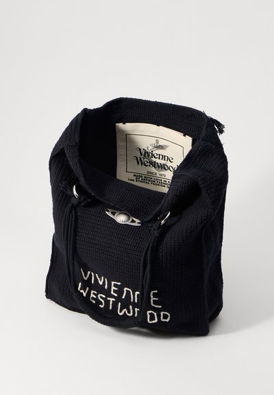 Vivienne Westwood クロシェ編みトートバッグ Vivienne Westwood クロシェ編みトートバッグ (Vivienne