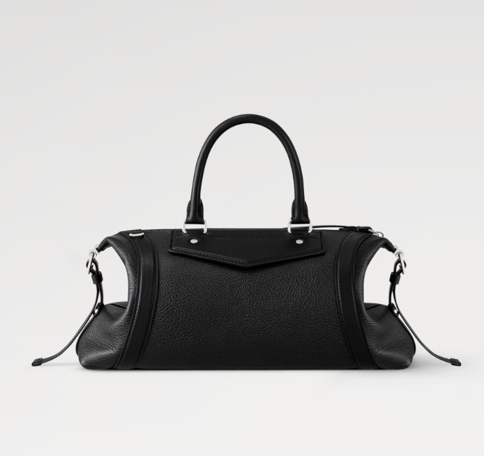 Louis Vuitton《LV バイカー MM》ブラック ラムレザー DHL 直営