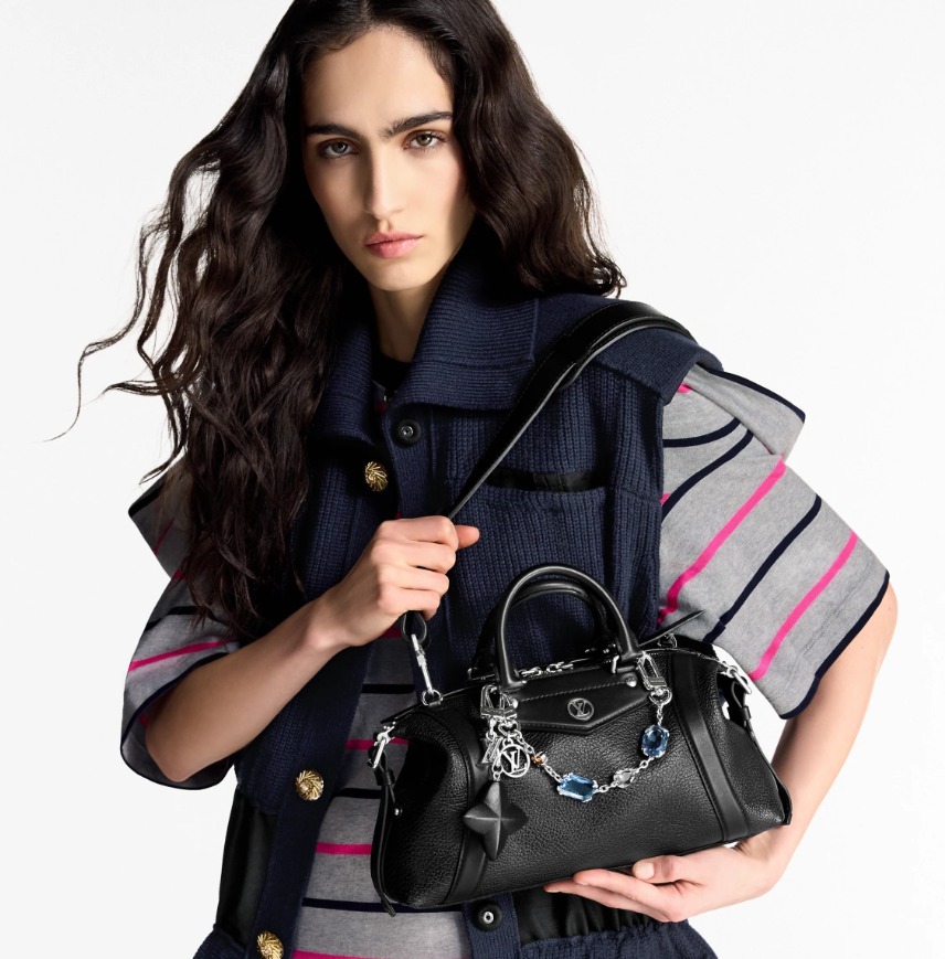 Louis Vuitton《LV バイカー PM》ブラック ラムレザー DHL 直営