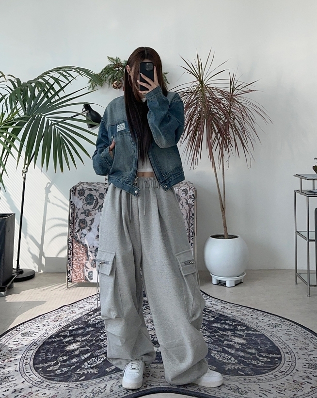 【SATIIIZ】Pero Zipper Cargo Sweatpants SATIIIZ】Pero Zipper Cargo Sweatpants