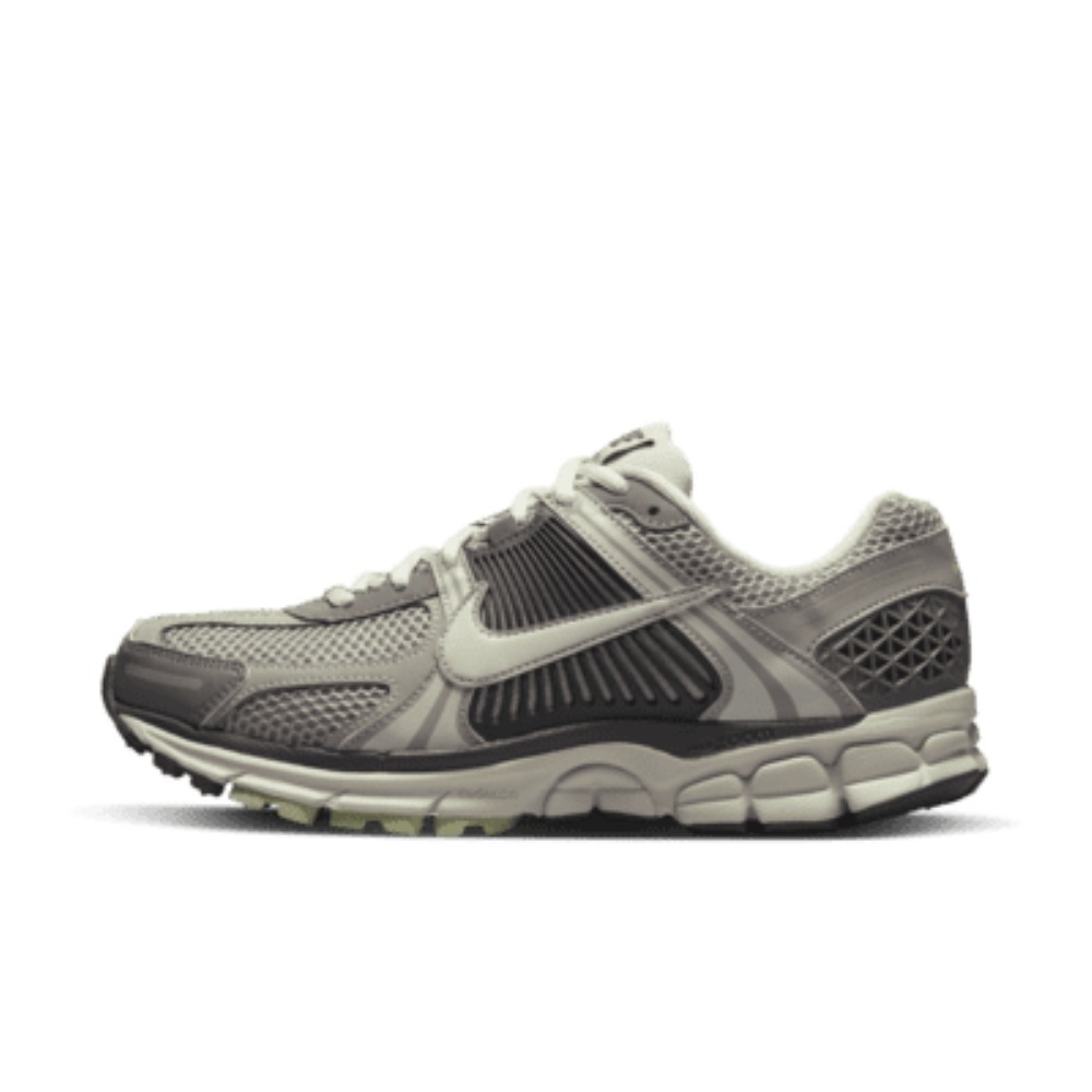 ★Nike★ zoom vomero 5 women shoes FB8825-001