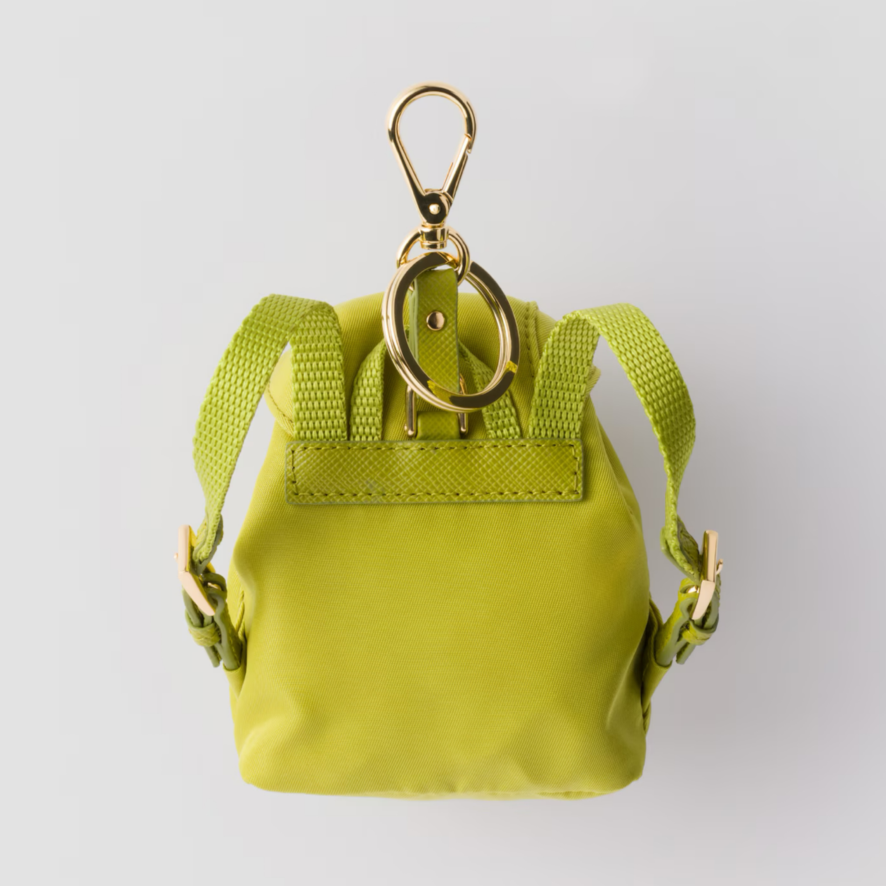 国内直営【PRADA】ミニアイコン Re-Nylon バッグチャーム 送料込