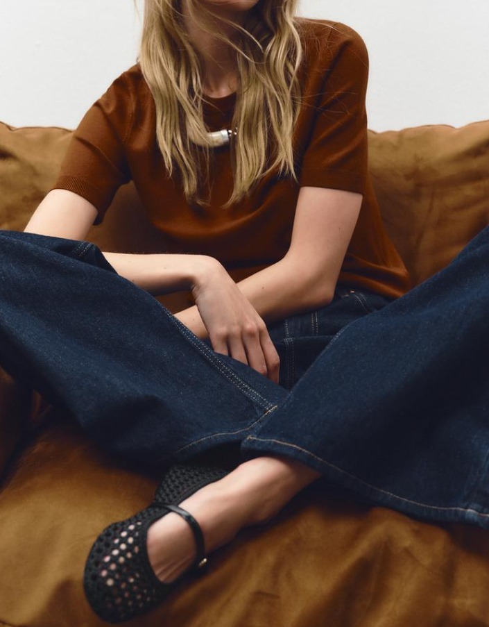 スペイン発送 ZARA ストリップ編み込みバレリーナ ブラック 新作 スペイン発送 ZARA ストリップ編み込みバレリーナ ブラック 新作