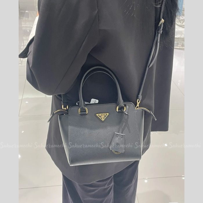 【PRADA】人気沸騰！lady's 三角ロゴ ハンドバッグ 1BA409 PRADA】人気沸騰！lady's 三角ロゴ ハンドバッグ 1BA409