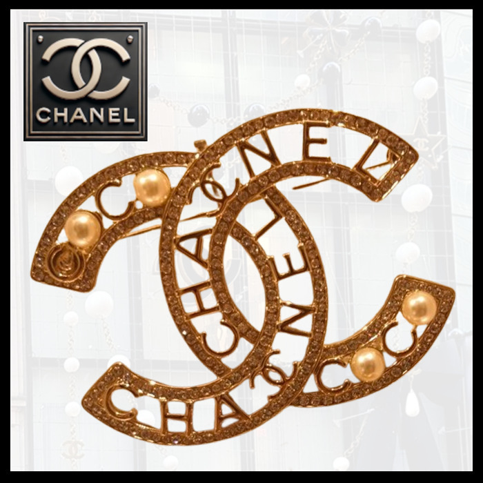 【ラグジュアリーな輝き】CHANEL CCロゴ クリスタルブローチ