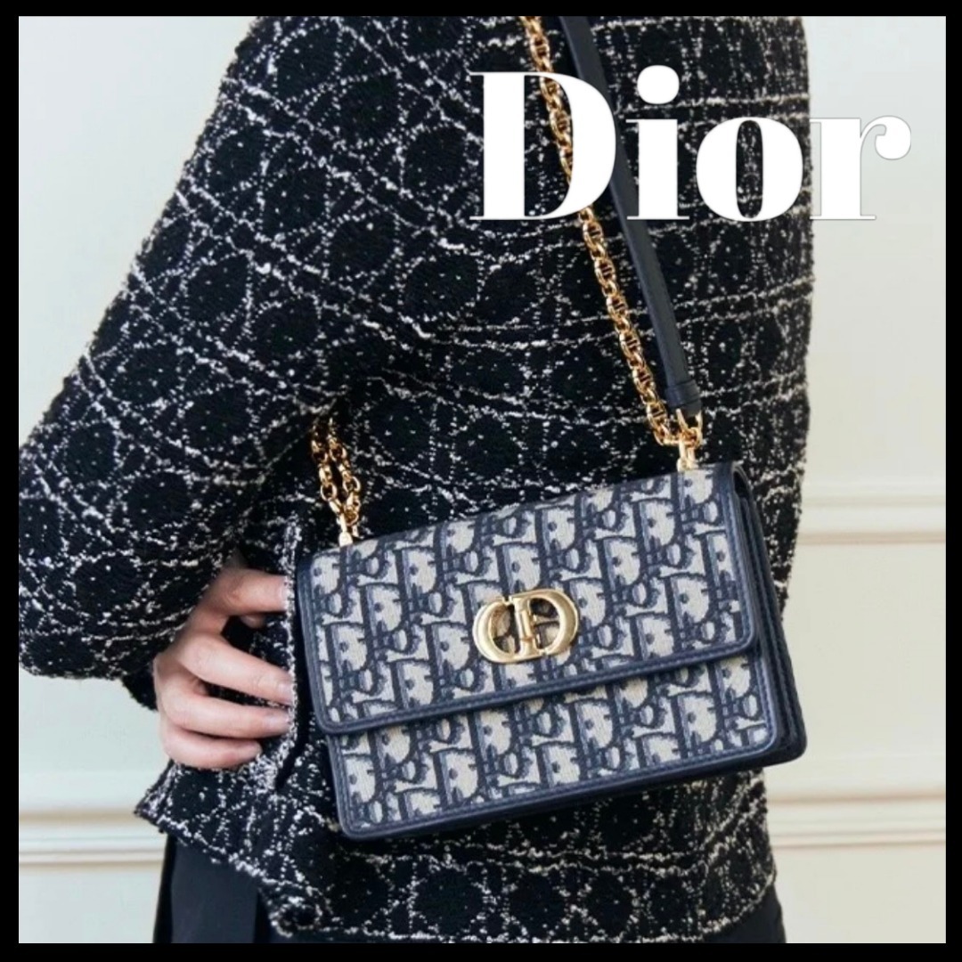 【新作 タイムレスで気品のあるデザイン】Dior ミニバッグ