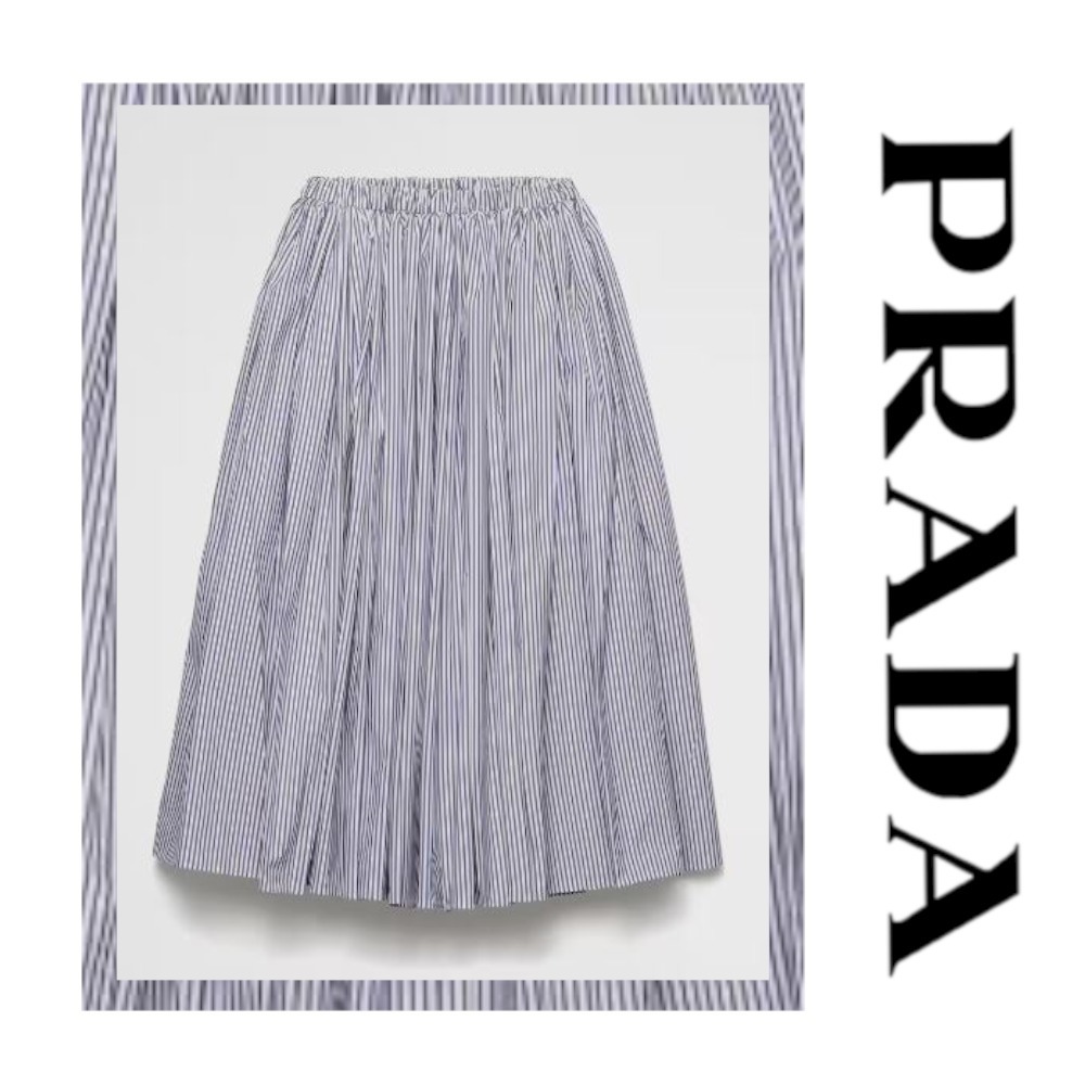注目の新作♪【PRADA】ストライプポプリンスカート
