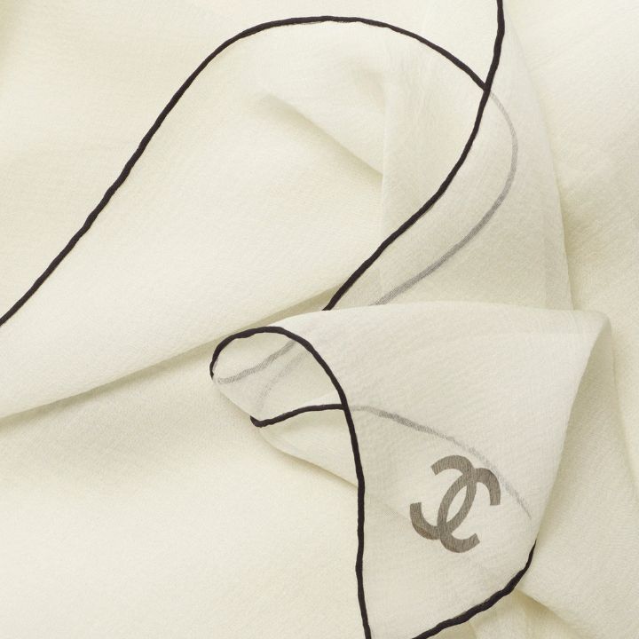 《プレゼントにも★》CHANEL シフォン スカーフ