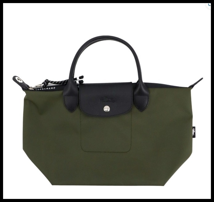 【様々なシーンに】LONGCHAMP ショルダーバッグ