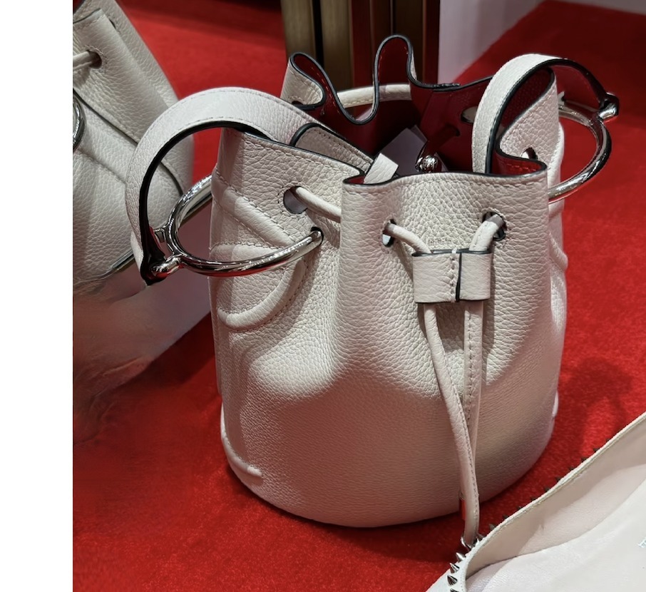 【VIPセール】Christian Louboutinショルダーバッグby my side