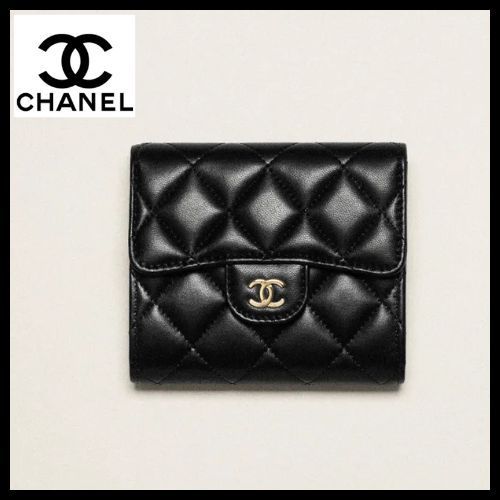 **☆大人気☆**【CHANEL】三つ折り財布