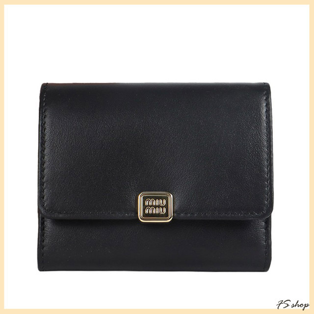 MiuMiu | 正規品/関税送料込み ロゴ レザー スモール 半財布
