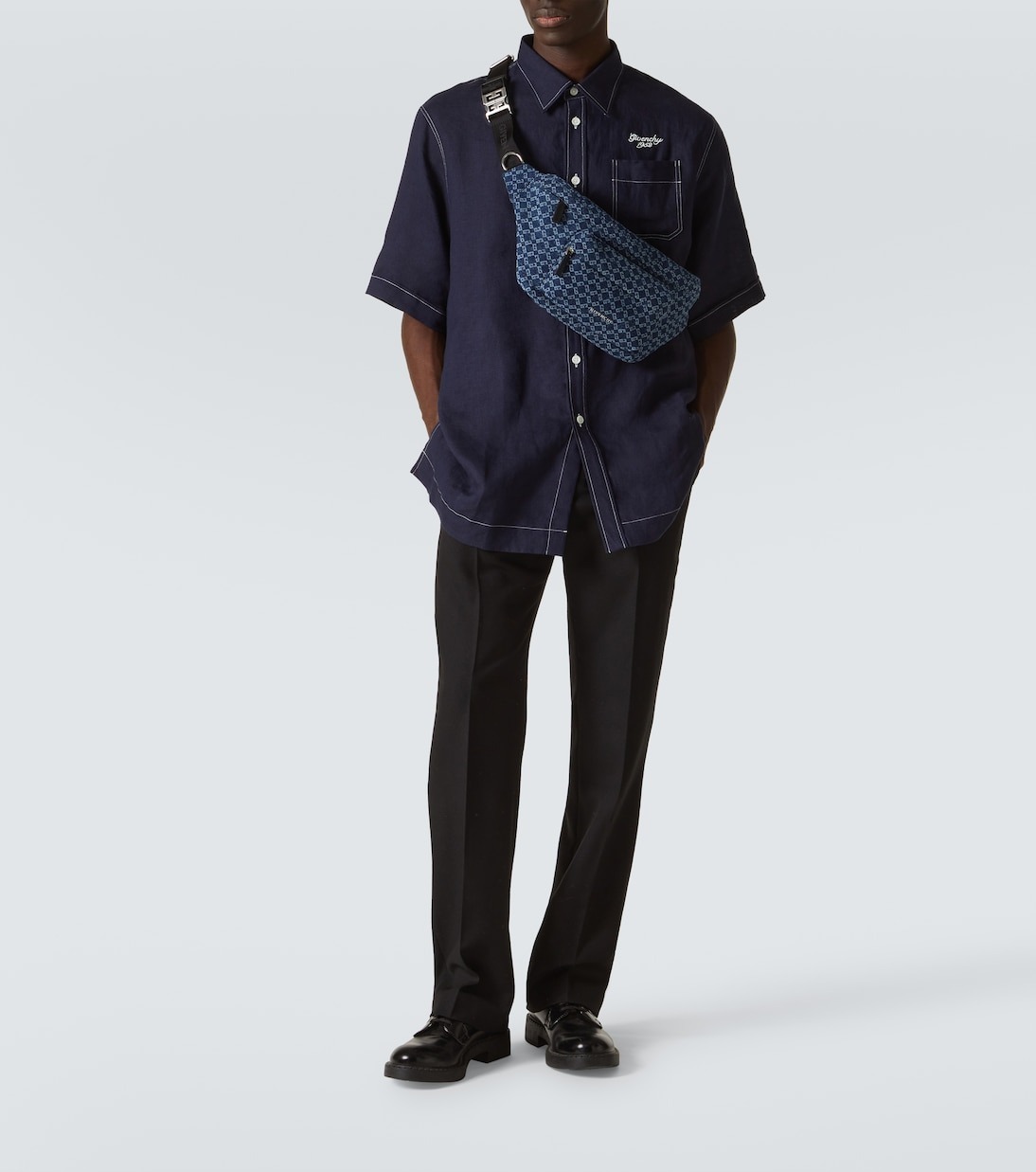【GIVENCHY 】エッセンシャルUモノグラム72デニムベルトバッグ GIVENCHY】エッセンシャルUモノグラム72デニムベルトバッグ