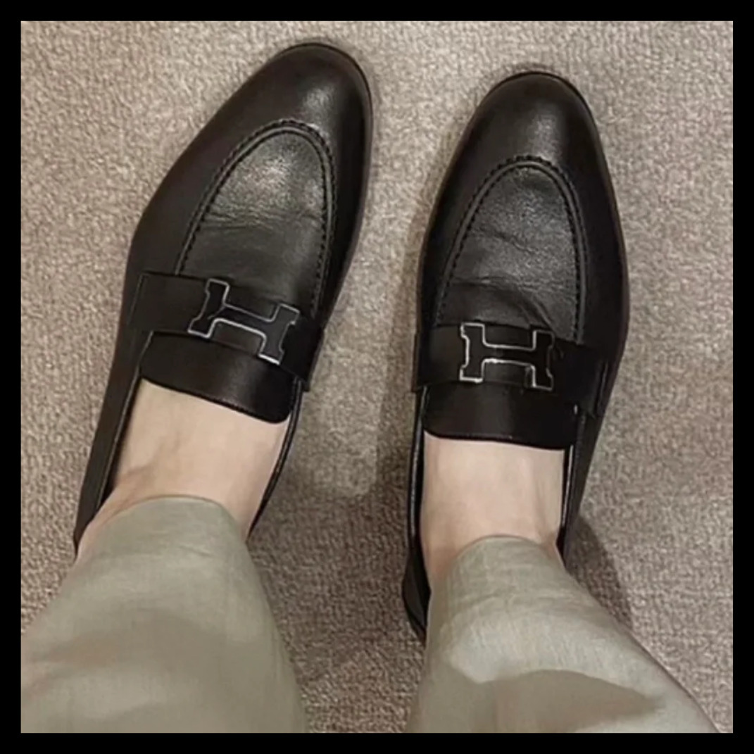 《エレガントなデザインがお洒落♪》HERMES モカシン 《パリ》