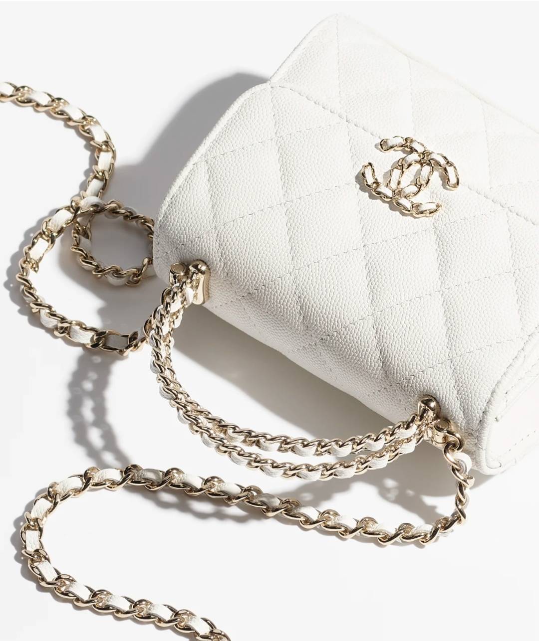 【小さめで可愛い♡】CHANEL《チェーンクラッチ》