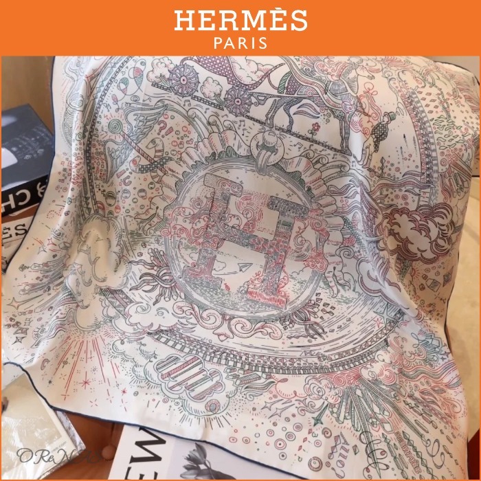 【華やかで上品♪】HERMES☆カレ90 シルク スカーフ