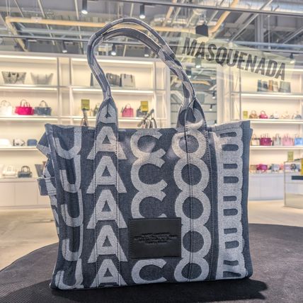 MARC JACOBS(マークジェイコブス) トートバッグ 人気☆MARC JACOBS 　THE TOTE LARGE デニム