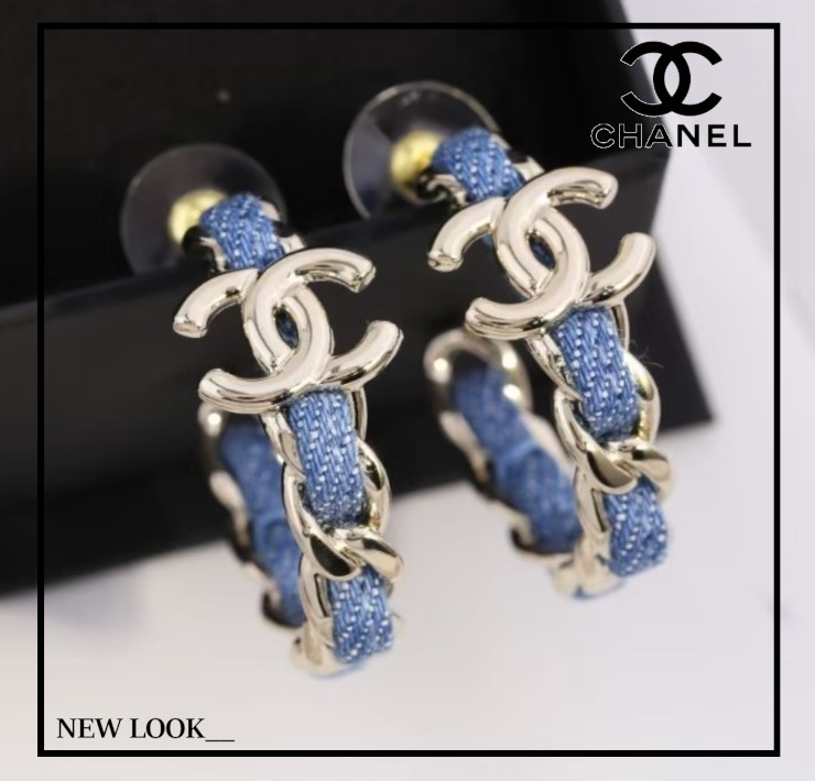 《コーデのアクセントに☆》CHANEL フープ ピアス