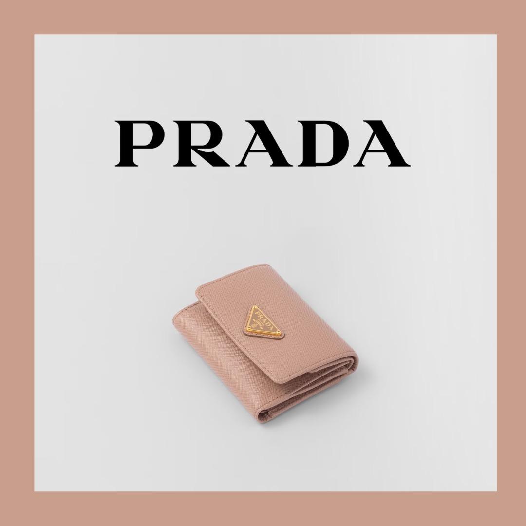杏仁様 PRADA コンパクトウォレット サフィアーノレザー e10
