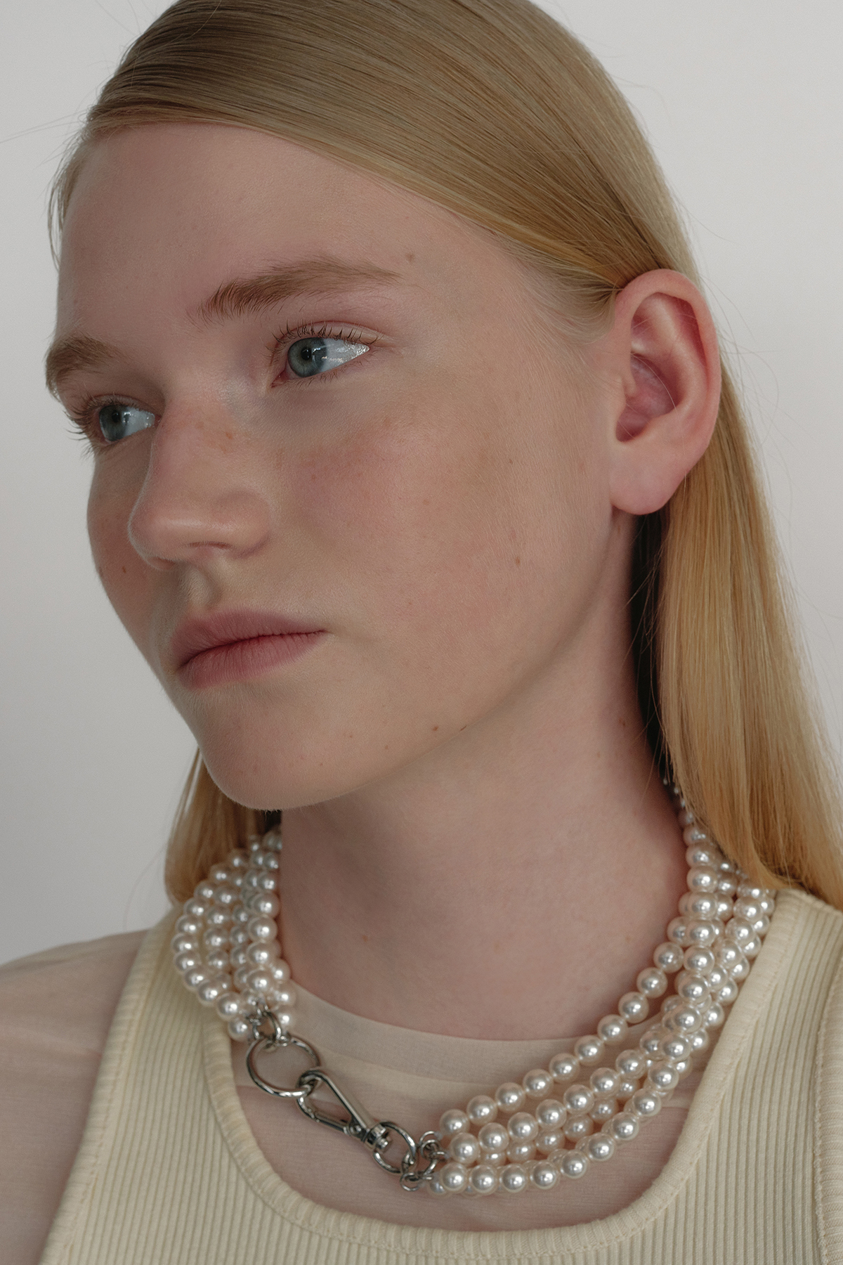 《MONDAY EDITION》 Pearl Bunch Necklace 2025