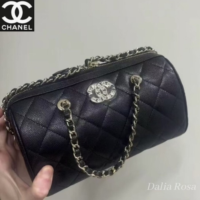 アクセサリー感覚♡大人可愛い【CHANEL】ショルダーバッグ