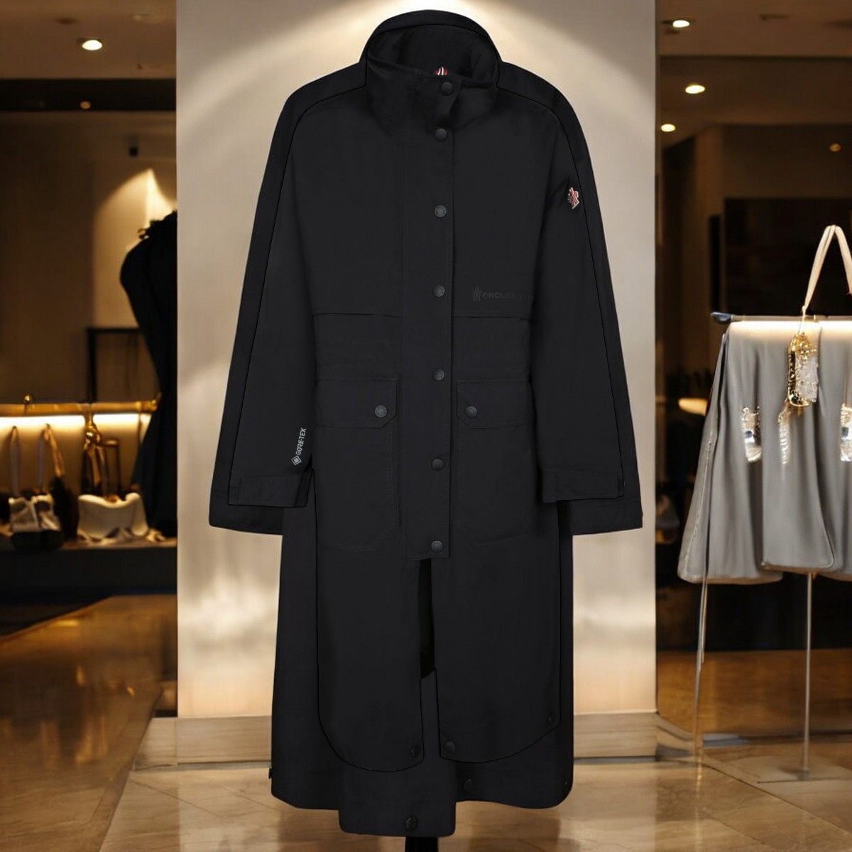 Moncler Grenoble ロゴパッチ フラップポケット パーカー