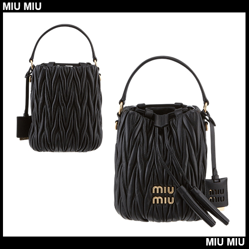 ★【MIU MIU】 マテラッセレザー バケットバッグ★