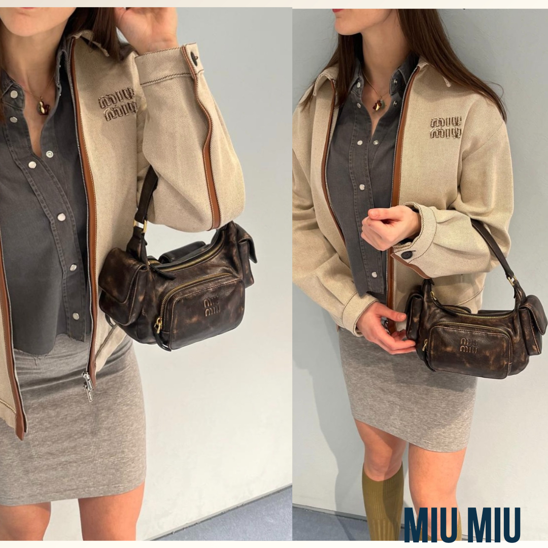 人気のCoffeeカラー《Miu Miu》レザーポケットショルダーバッグ