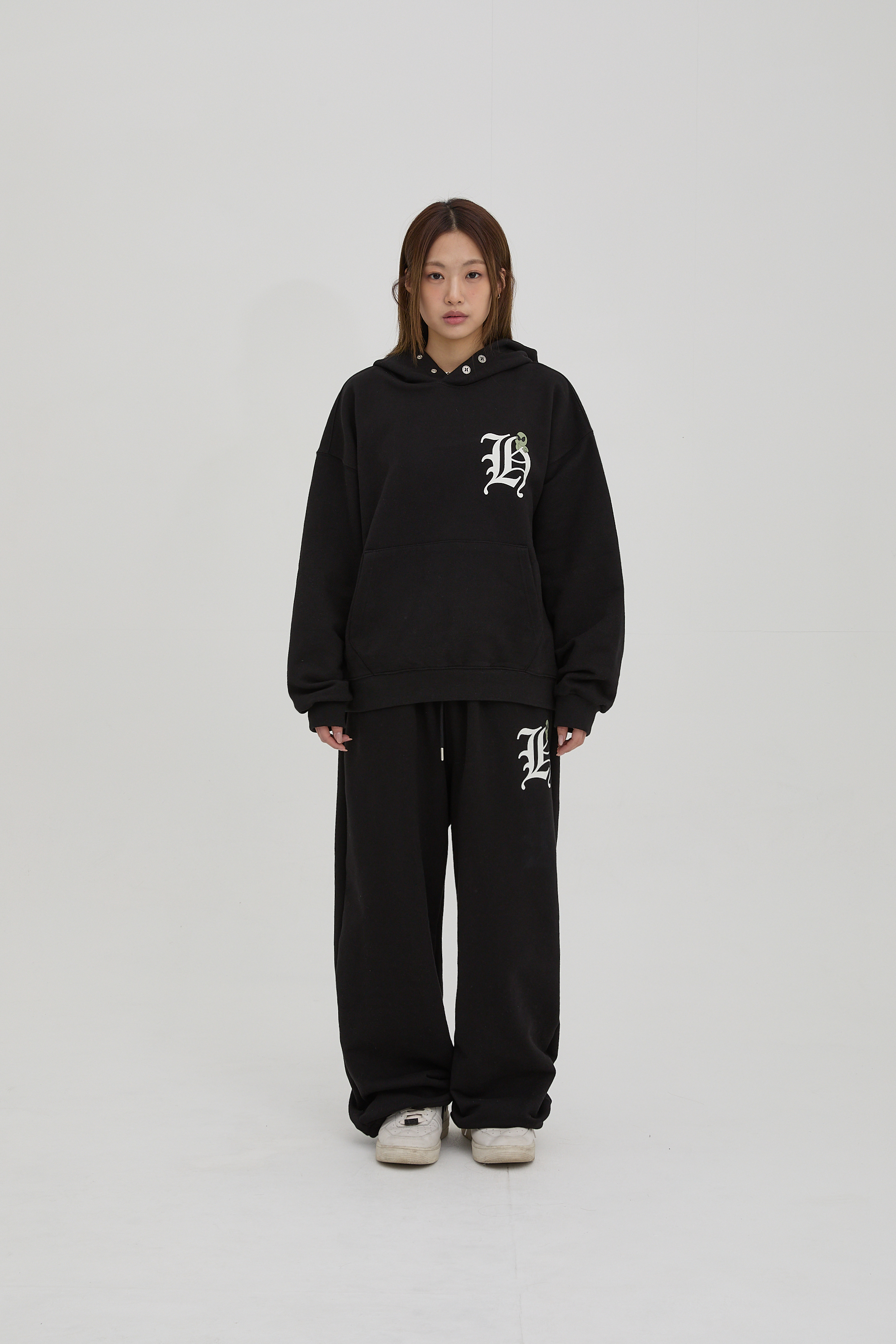 【HOODHOOD】Hロゴエイリアンオーバーフィットフーディー 4色 HOODHOOD】Hロゴエイリアンオーバーフィットフーディー 4色