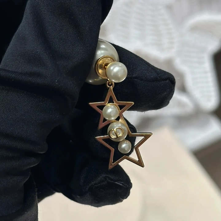DIOR Tribales ピアス 両耳 レジンパール クリスタル CD スター