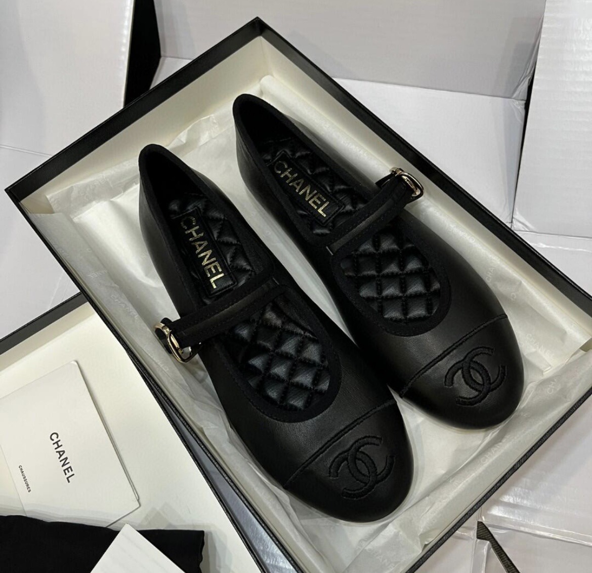 履きやすくて病みつき 1足は持っていたい CHANEL メリージェーン