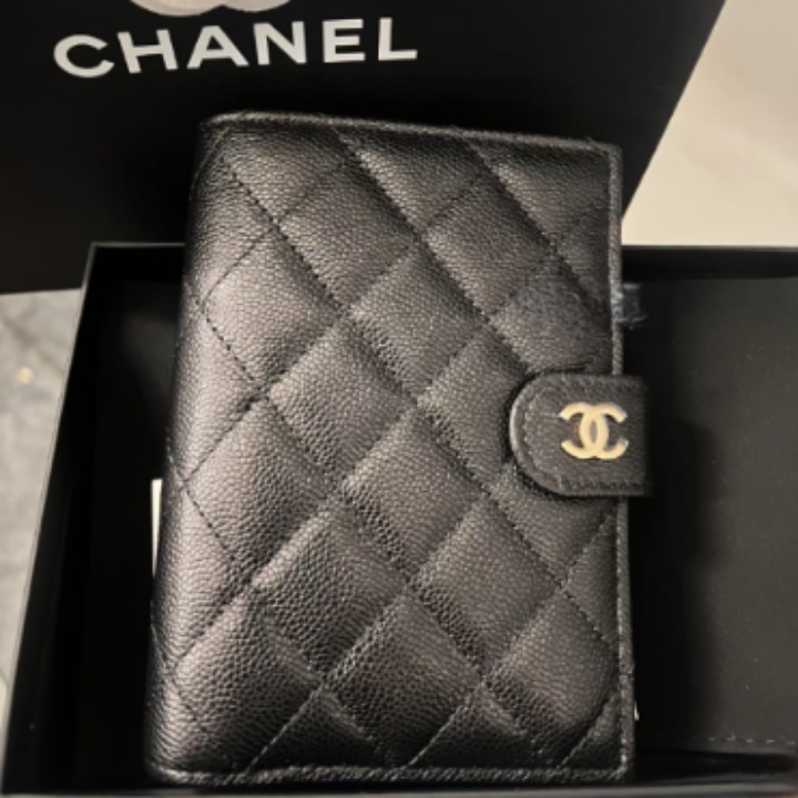 【旅行に最適25S】CHANEL パスポートケース カードケース