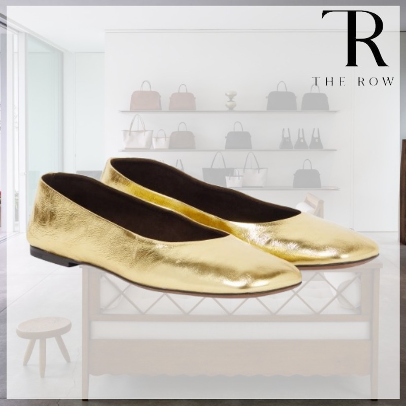 （セレブ御用達）The Row メタリックレザーバレエフラット