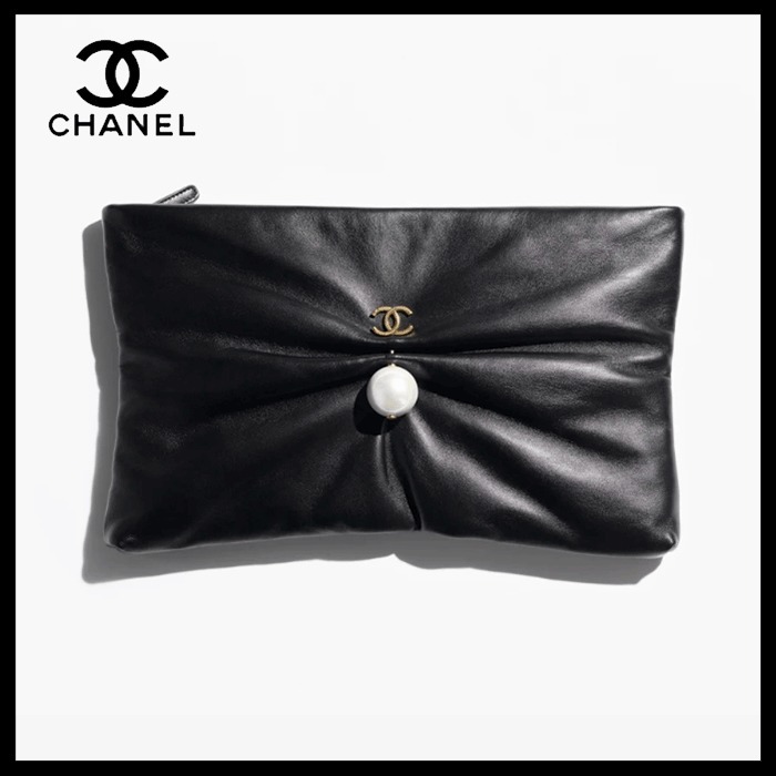 【25P☆パールとロゴがアクセントに】CHANEL クラッチ バッグ