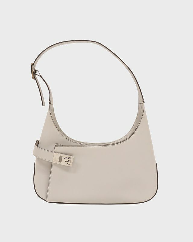 Ferragamo ガンチーニ金具レザーワンショルダーバッグ