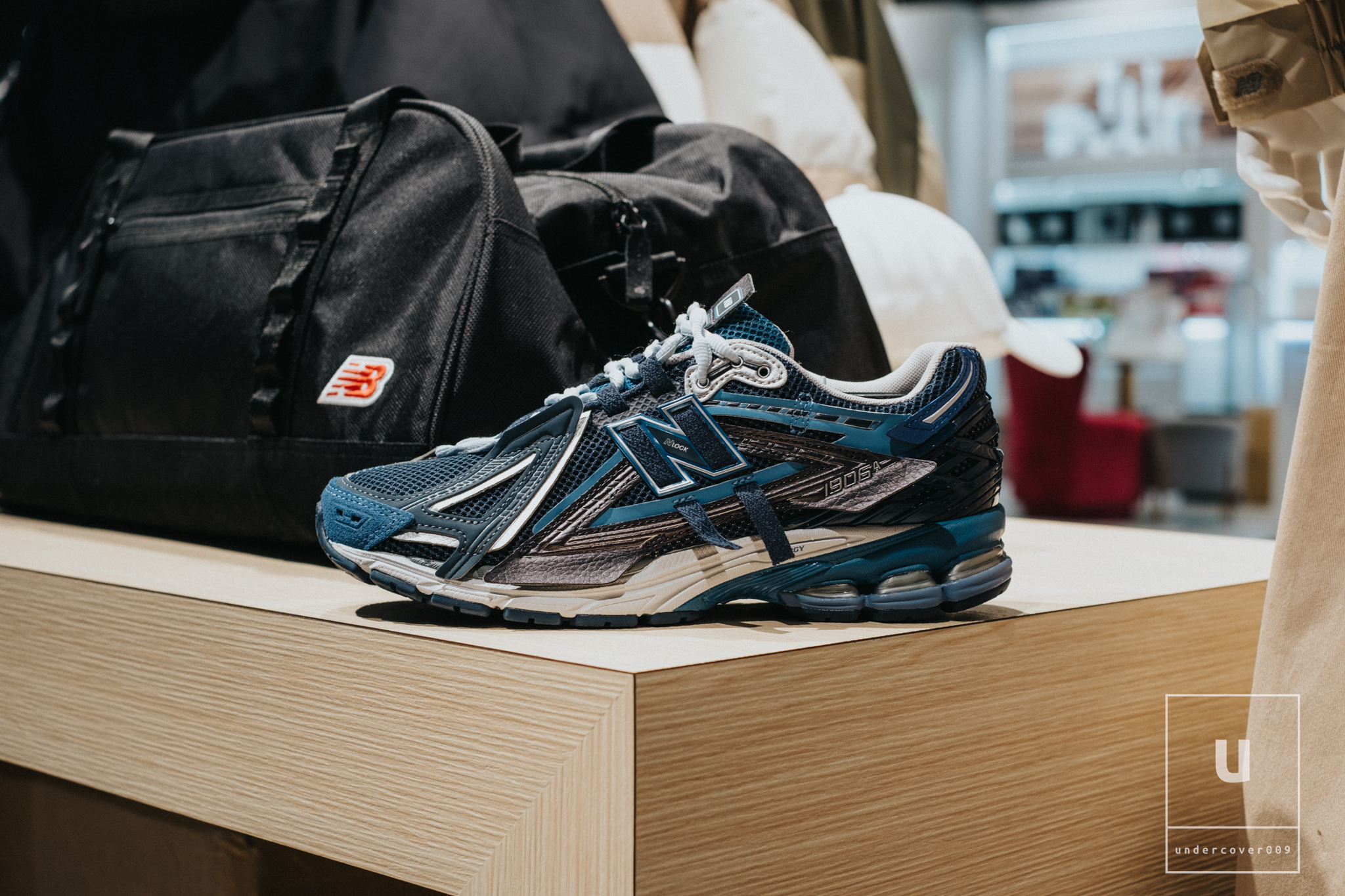 スニーカー NEW BALANCE U1906A unisex running shoes