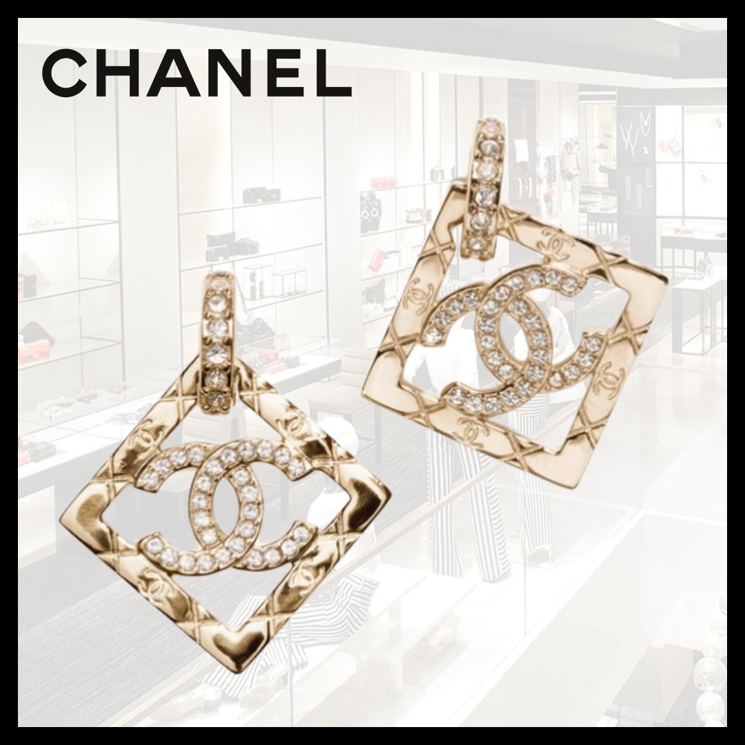 【ゴージャスさをプラス◆輝く耳元♪】CHANEL ピアス スクエア