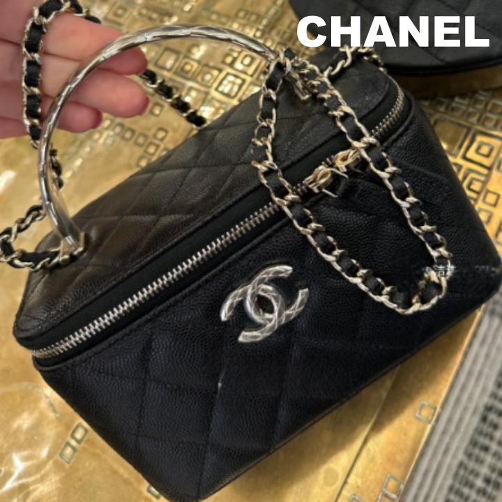 【ワンランク上の上品 25S新作】CHANEL バニティーケース