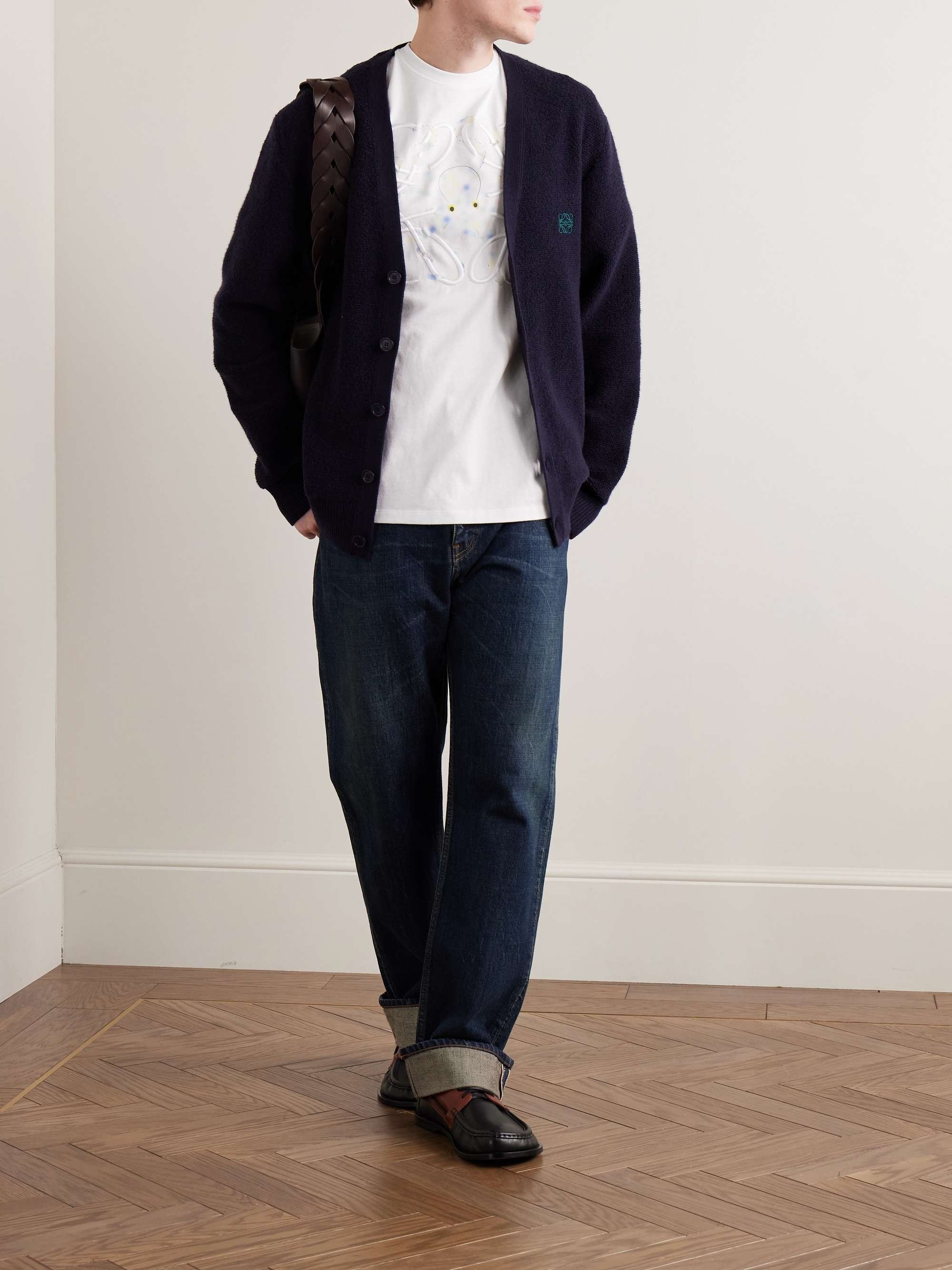 《注目のコラボ》LOEWE×Sunaロゴ刺繍プリントコットンTシャツ
