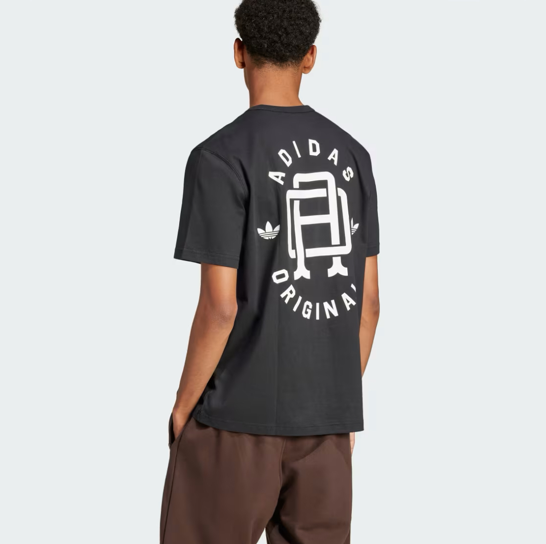 送関込み★adidas Originals★背面グラフィック 半袖ロゴTシャツ 送関込み☆adidas Originals☆背面グラフィック 半袖ロゴTシャツ